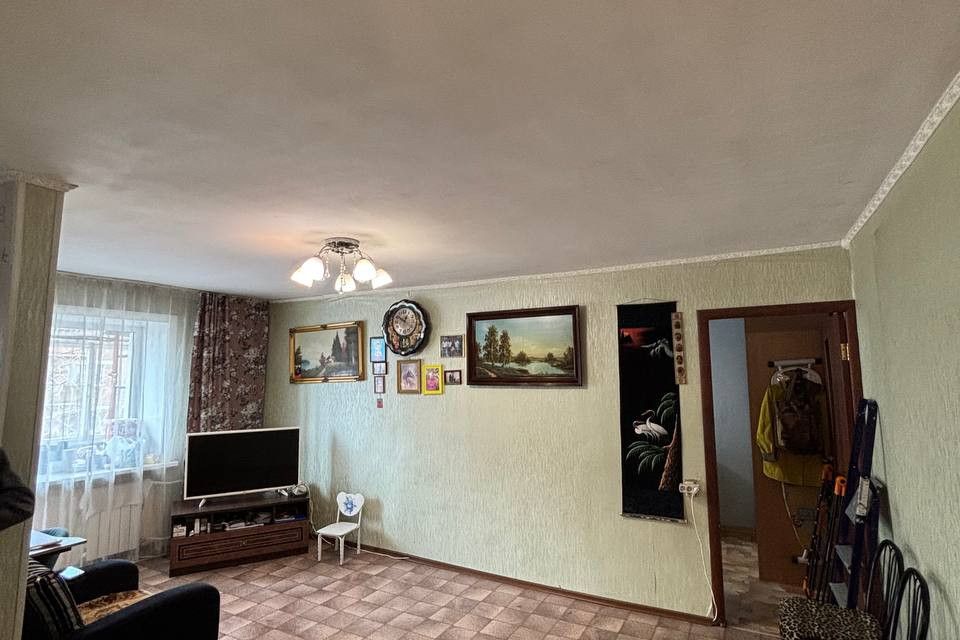 Продаётся 2-комнатная квартира, 42.9 м²