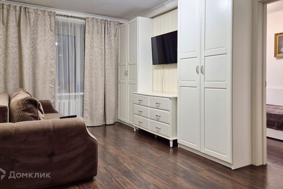 Продаётся 2-комнатная квартира, 43.8 м²