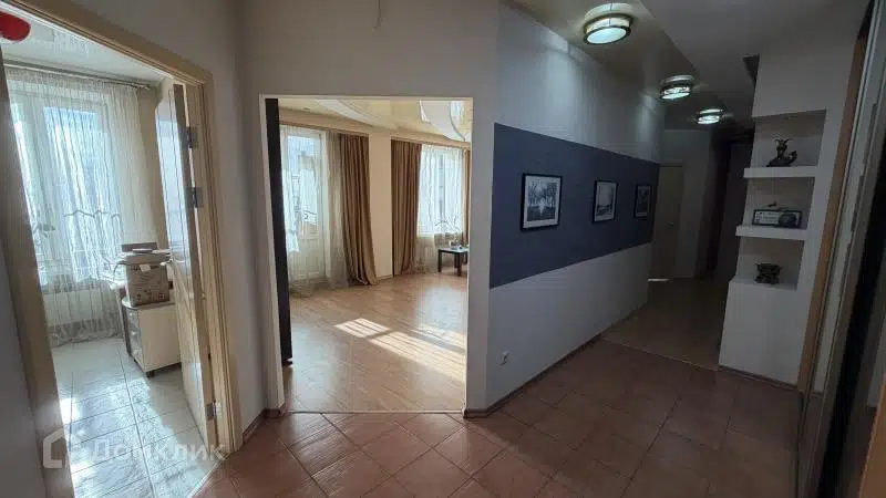 Продаётся 4-комнатная квартира, 94 м²
