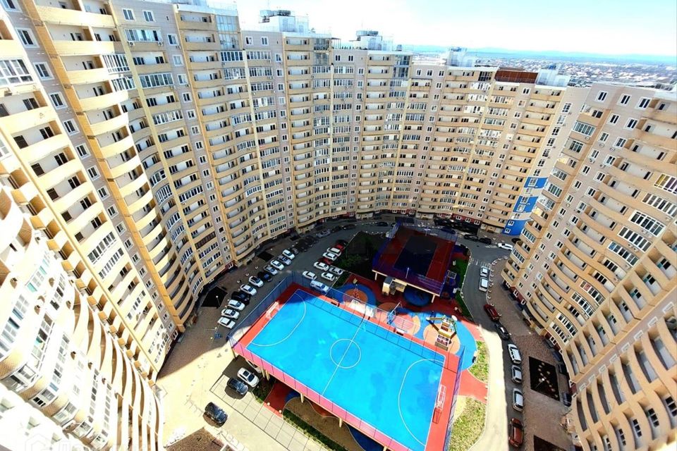 Продаётся 4-комнатная квартира, 121.5 м²