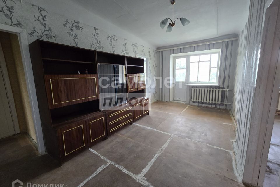 Продаётся 3-комнатная квартира, 55.9 м²