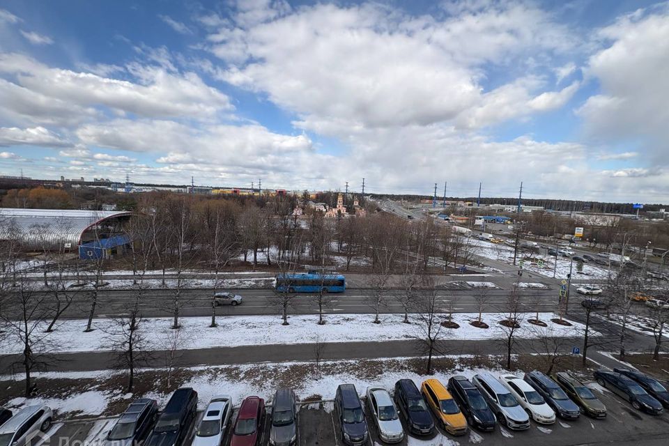 Продаётся комната в 3-комн. квартире, 17.3 м²