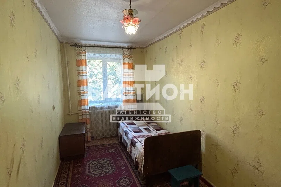 Продаётся 3-комнатная квартира, 52.9 м²
