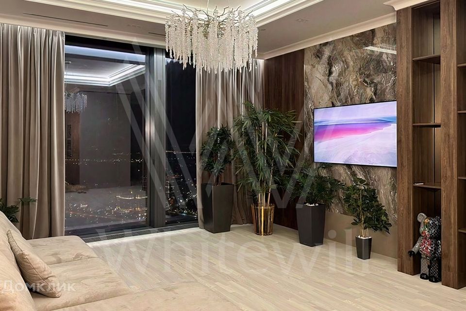 Продаётся 3-комнатная квартира, 102 м²