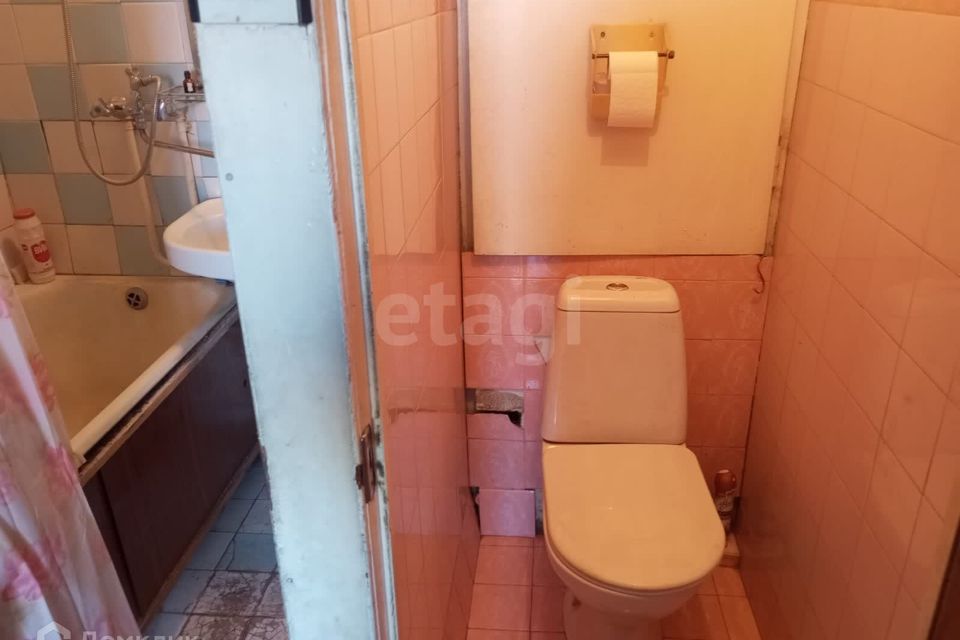 Продаётся 3-комнатная квартира, 64.8 м²