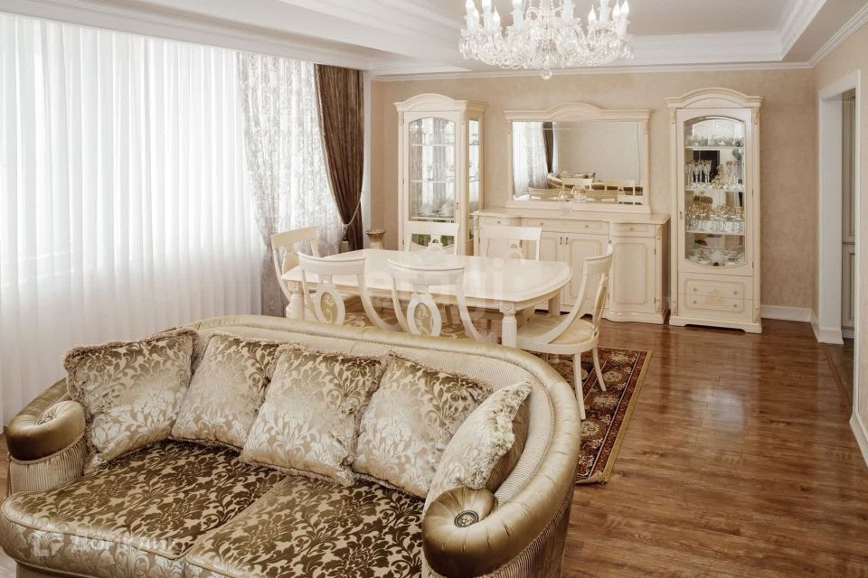 Продаётся 2-комнатная квартира, 83.5 м²