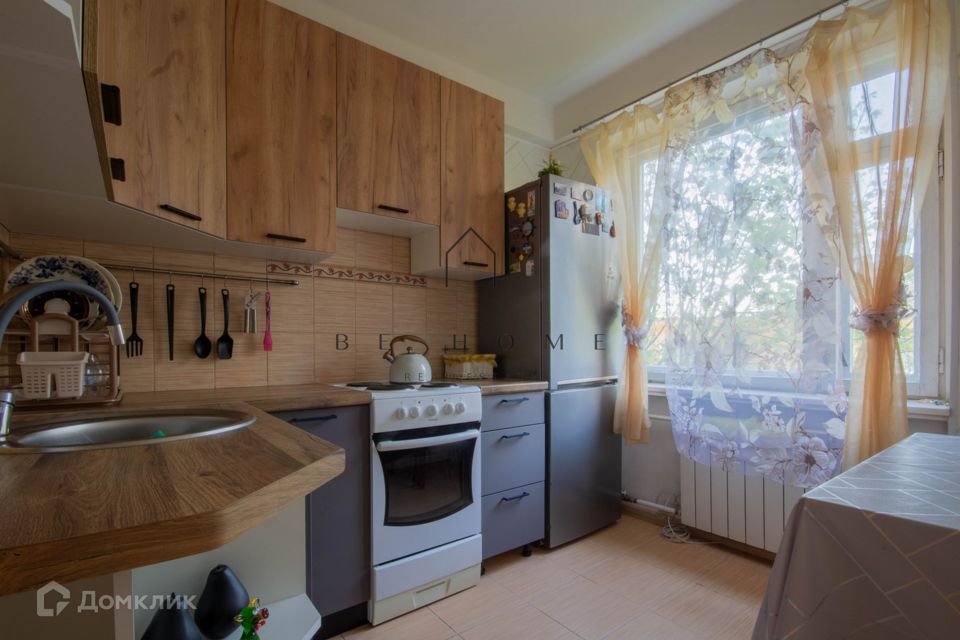 Сдаётся 2-комнатная квартира, 57 м²