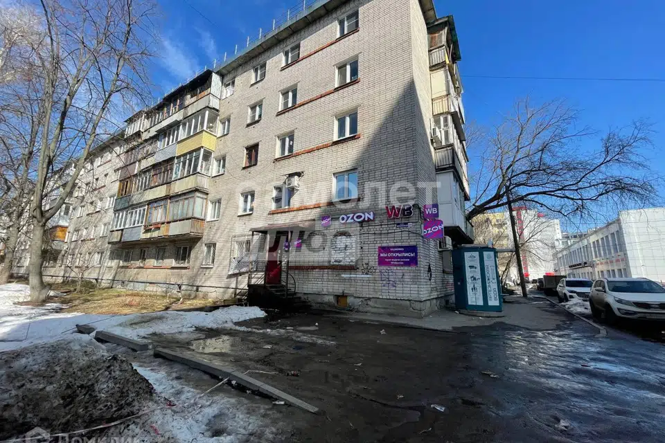 Продаётся 3-комнатная квартира, 52.1 м²