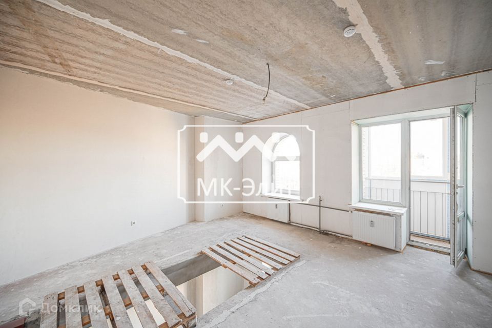 Продаётся 5-комнатная квартира, 109.9 м²
