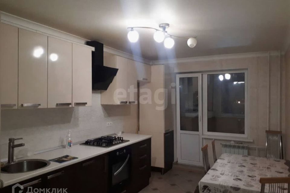 Продаётся 3-комнатная квартира, 72.8 м²
