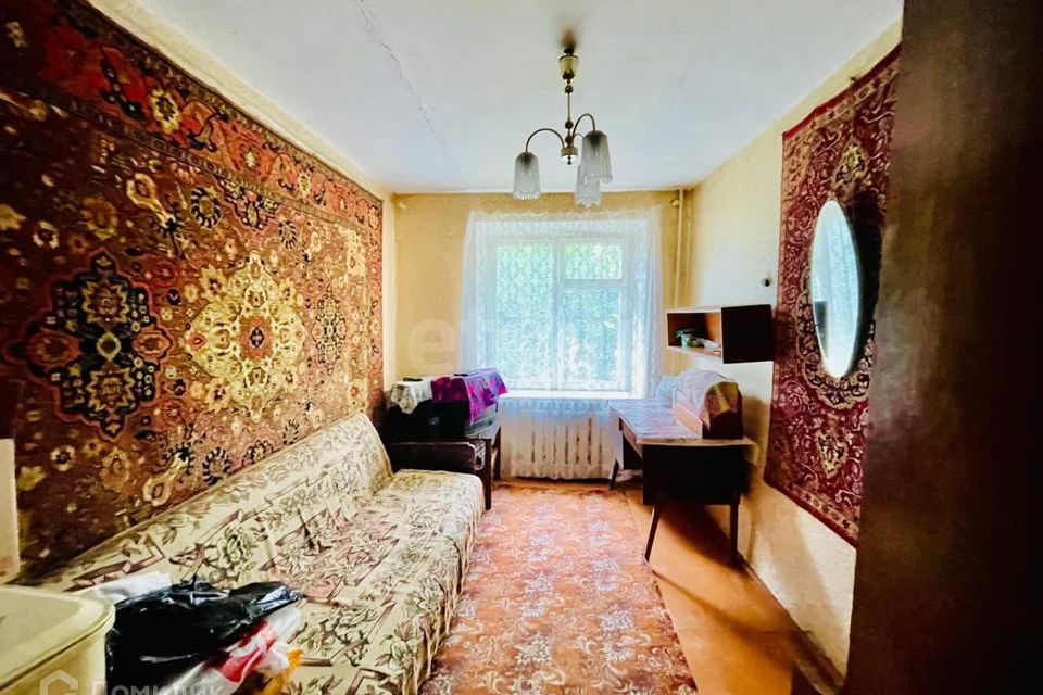 Продаётся 3-комнатная квартира, 57.2 м²