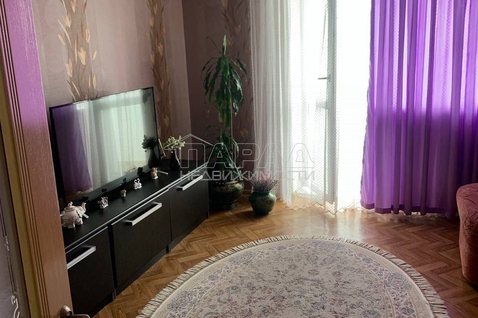 Продаётся 3-комнатная квартира, 70 м²