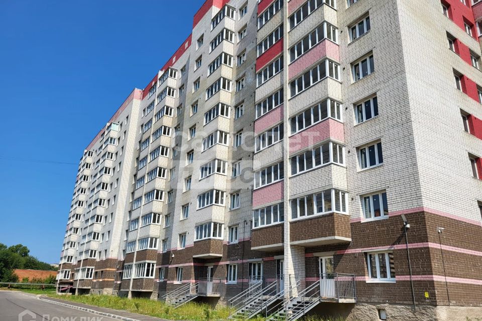 Продаётся 2-комнатная квартира, 47.6 м²