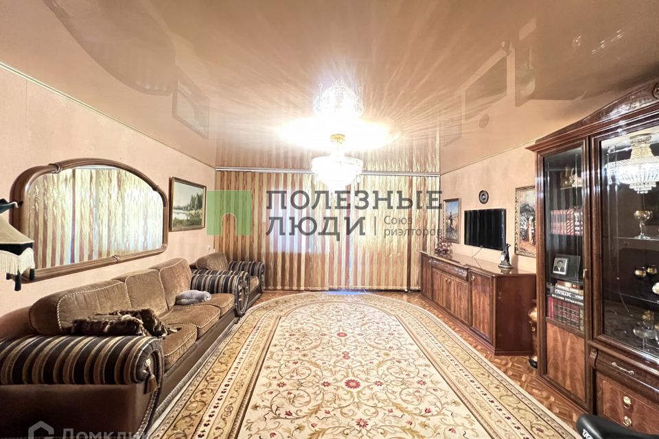 Продаётся 3-комнатная квартира, 97.3 м²