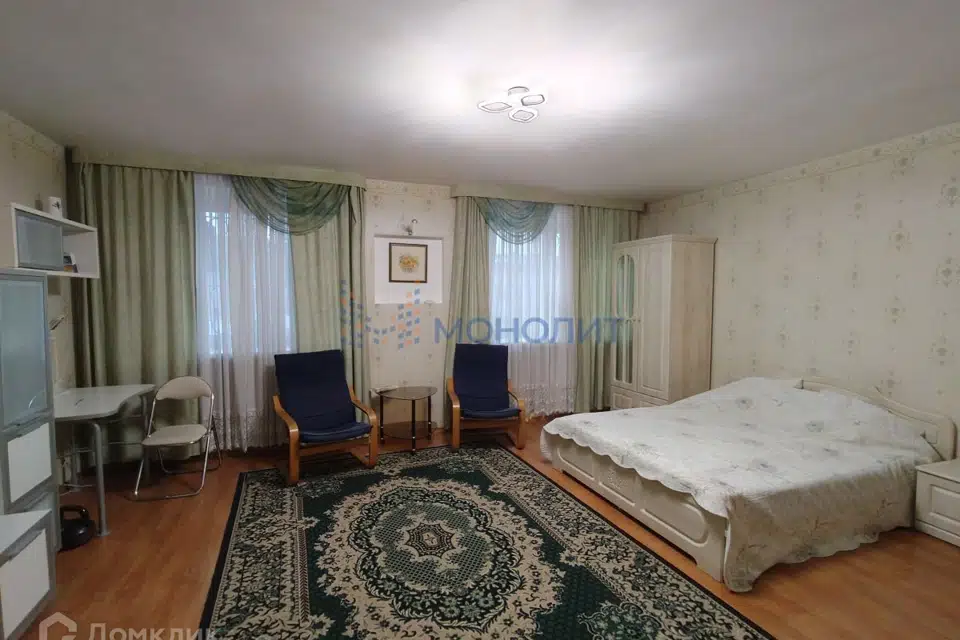 Продаётся 4-комнатная квартира, 155 м²