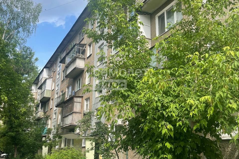 Продаётся 1-комнатная квартира, 32 м²