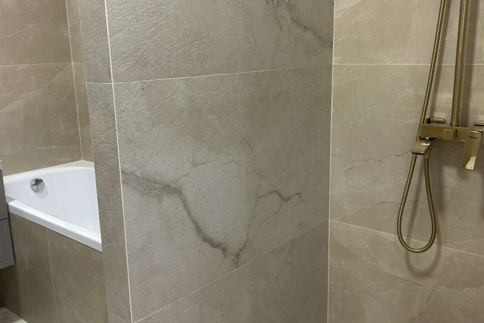 Продаётся 1-комнатная квартира, 52 м²