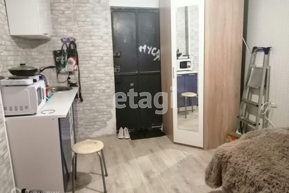 Продаётся комната в 1-комн. квартире, 14.1 м²