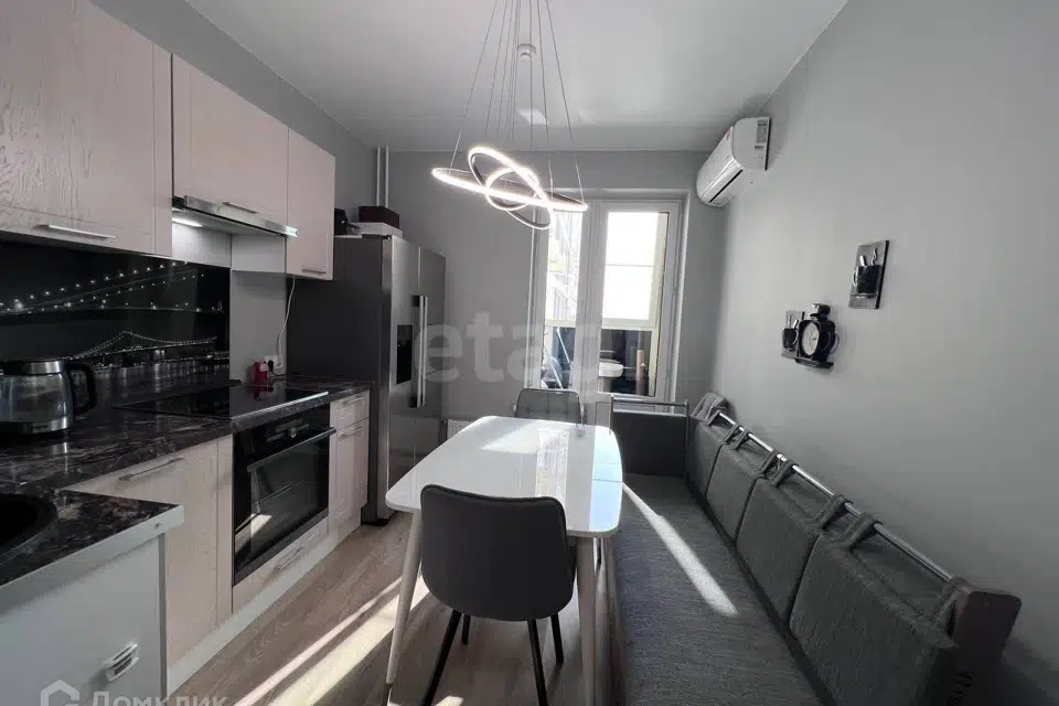 Продаётся 2-комнатная квартира, 52.5 м²