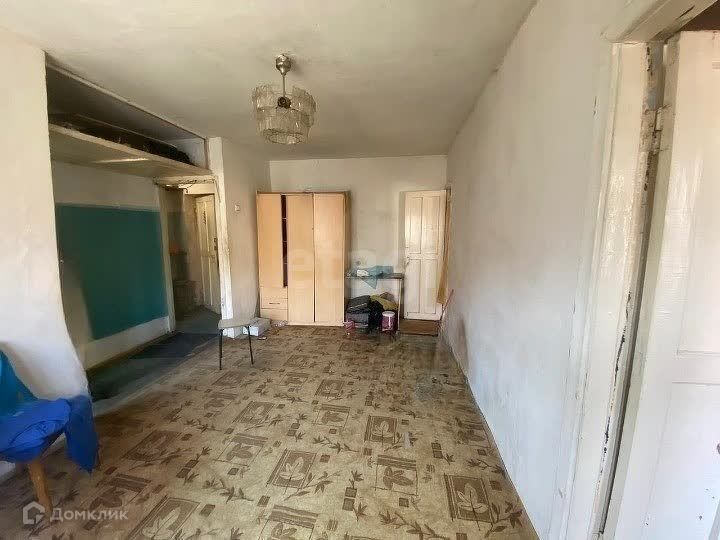 Продаётся 3-комнатная квартира, 41.9 м²