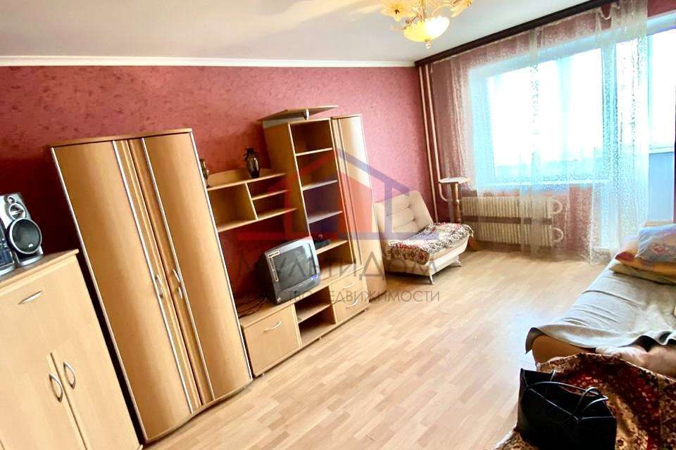 Сдаётся 1-комнатная квартира, 38 м²
