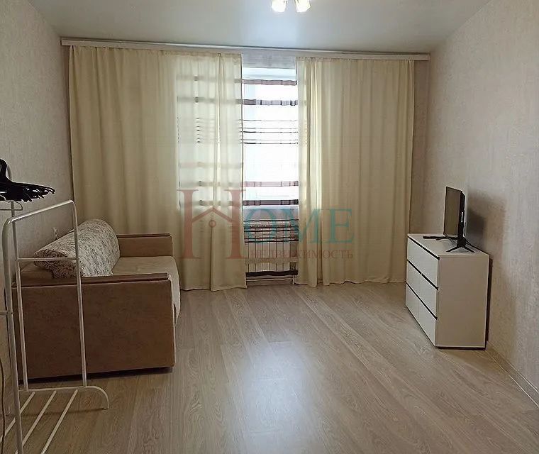 Сдаётся 1-комнатная квартира, 42.4 м²