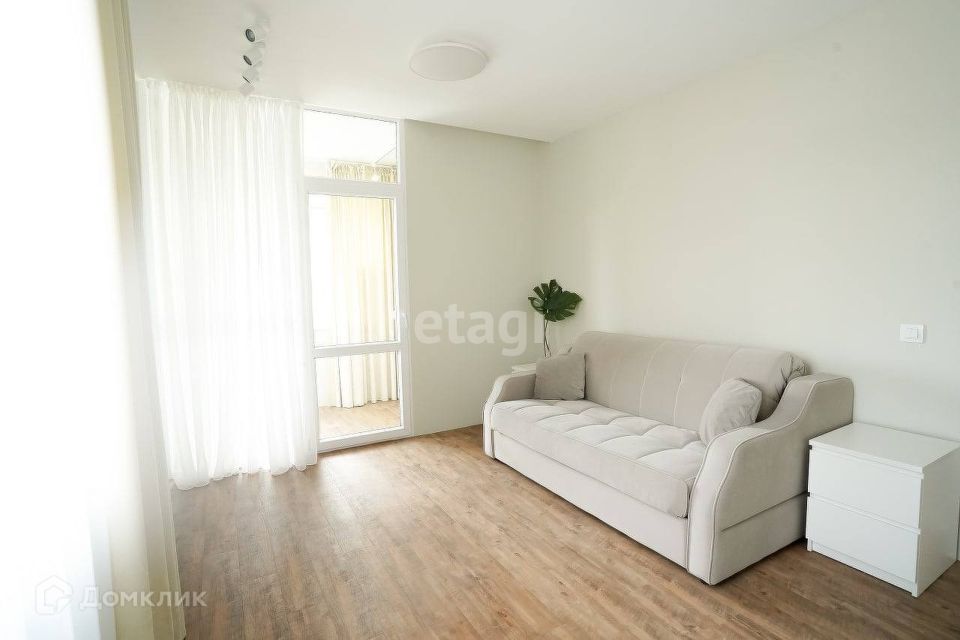 Сдаётся 1-комнатная квартира, 52 м²
