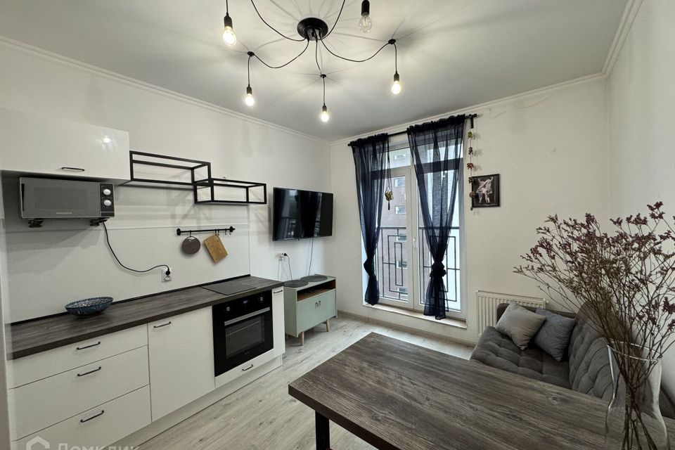 Продаётся 1-комнатная квартира, 41.9 м²