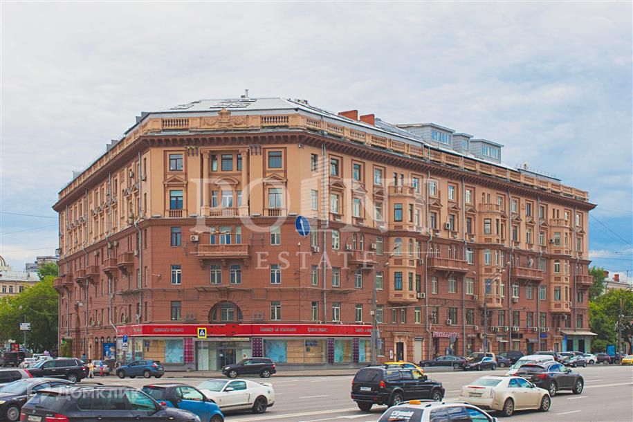 Продаётся 6-комнатная квартира, 259 м²