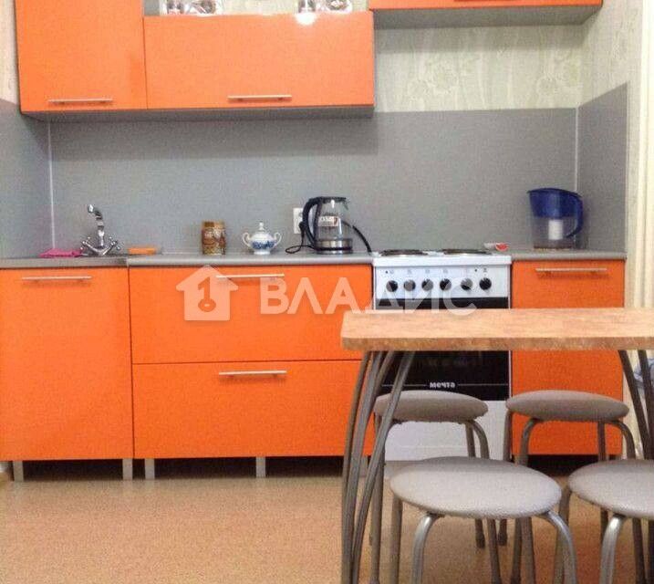 Продаётся 1-комнатная квартира, 37.2 м²