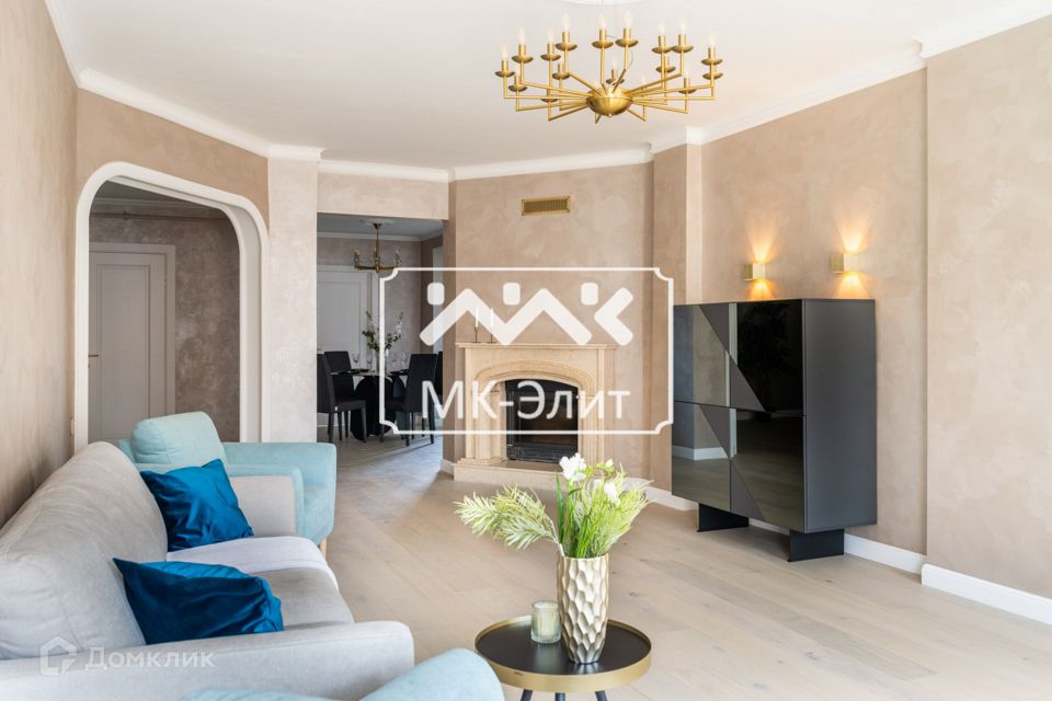 Продаётся 3-комнатная квартира, 103.1 м²