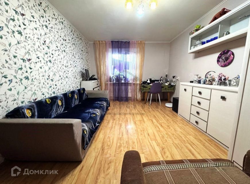 Продаётся 1-комнатная квартира, 37.4 м²