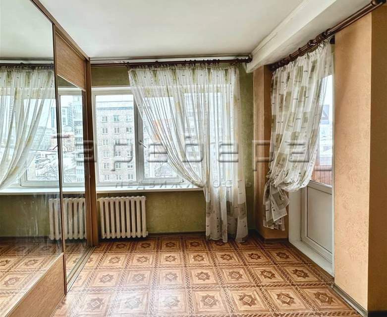 Продаётся 1-комнатная квартира, 37.6 м²
