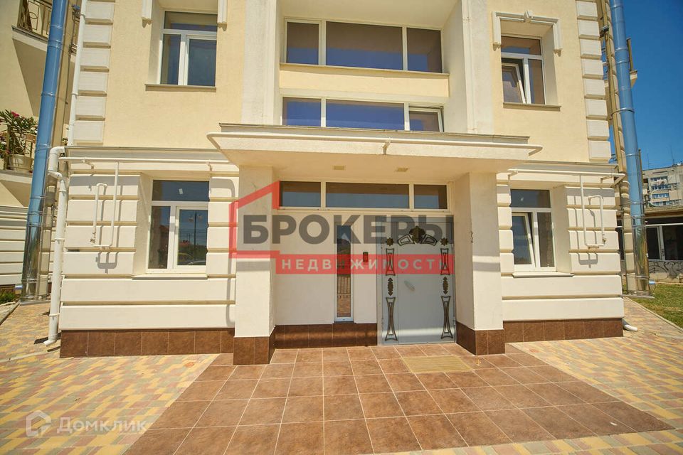 Продаётся 2-комнатная квартира, 68.9 м²