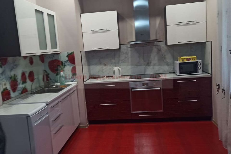 Сдаётся 3-комнатная квартира, 108.8 м²
