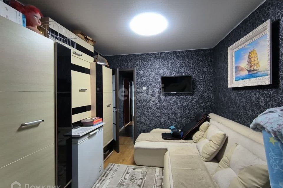 Продаётся 4-комнатная квартира, 85.8 м²
