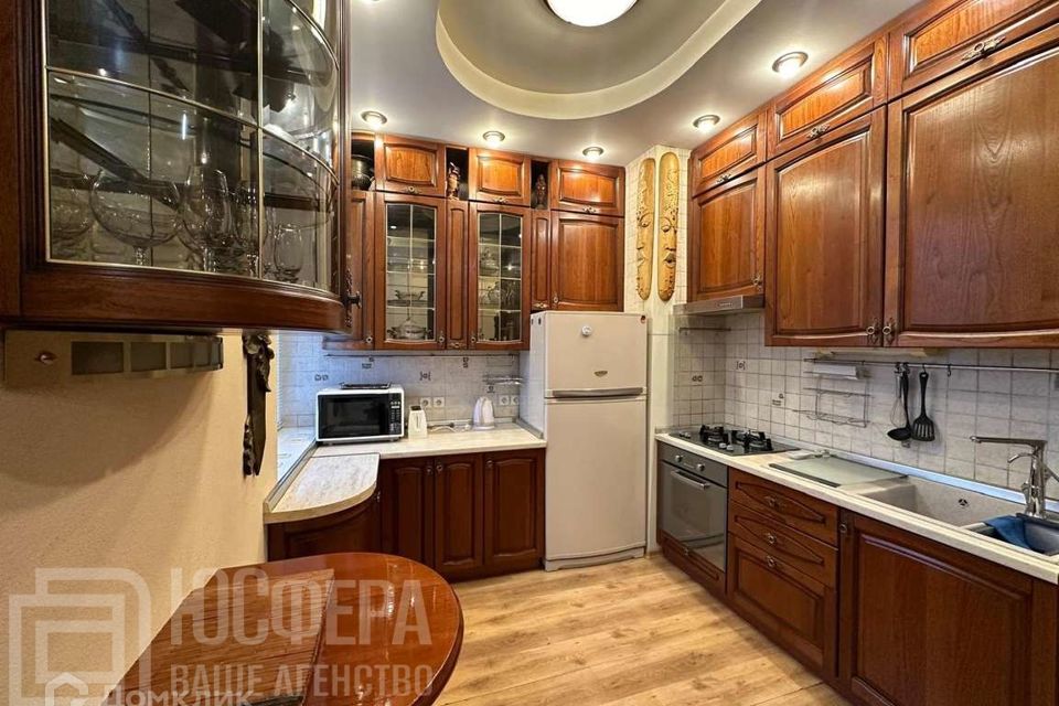 Сдаётся 3-комнатная квартира, 76 м²