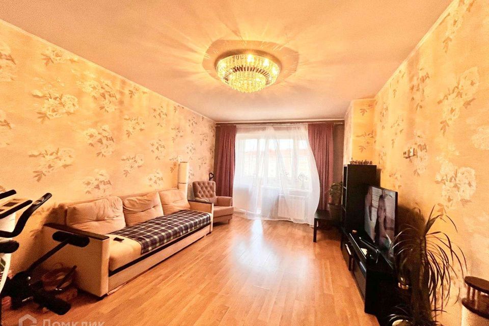 Продаётся 3-комнатная квартира, 98 м²