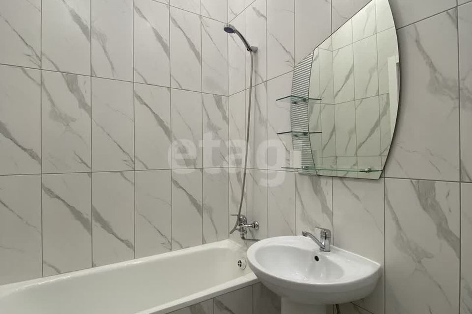 Продаётся 1-комнатная квартира, 38.9 м²