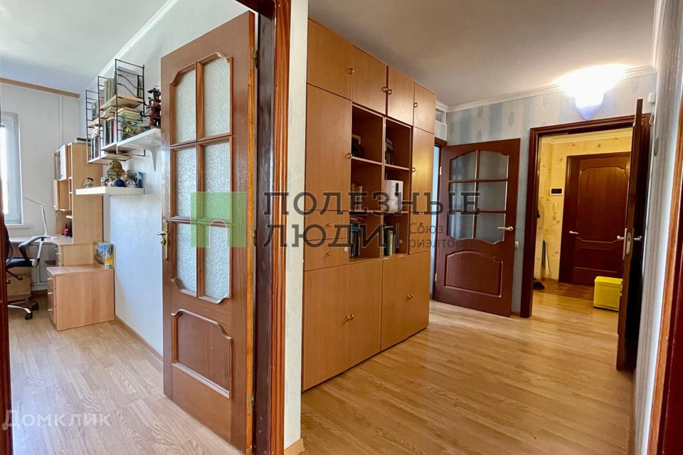 Продаётся 5-комнатная квартира, 90.6 м²