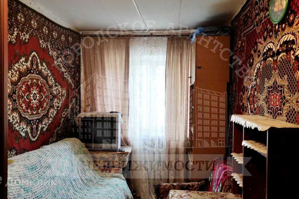 Продаётся комната в 1-комн. квартире, 12.4 м²