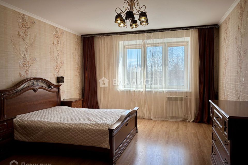 Сдаётся 3-комнатная квартира, 105 м²