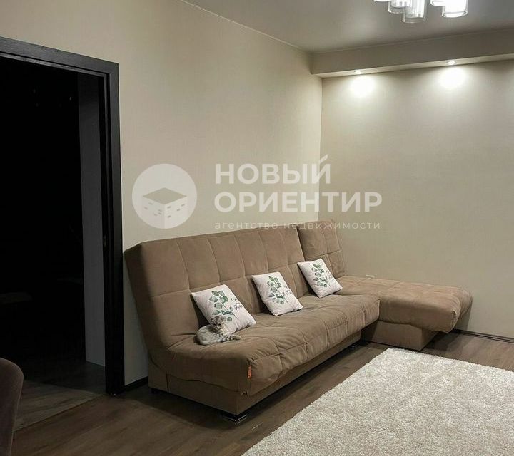 Продаётся 2-комнатная квартира, 56.7 м²