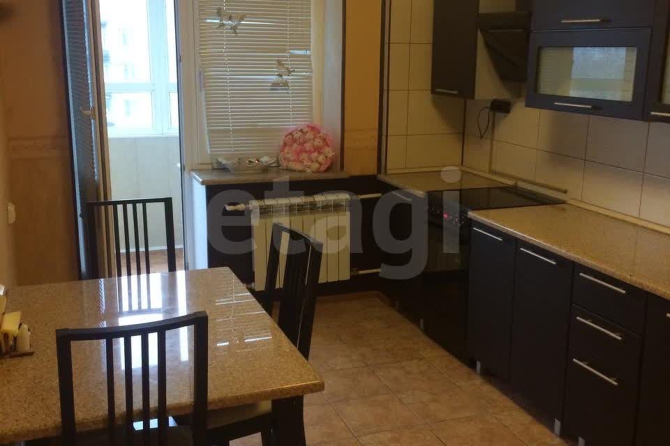 Продаётся 1-комнатная квартира, 41 м²