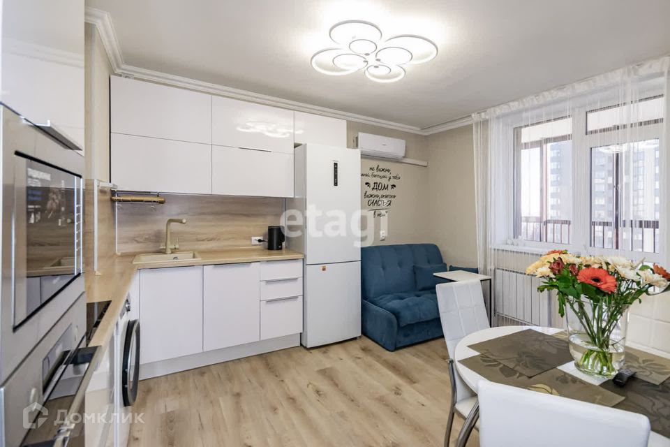 Продаётся 3-комнатная квартира, 60.4 м²