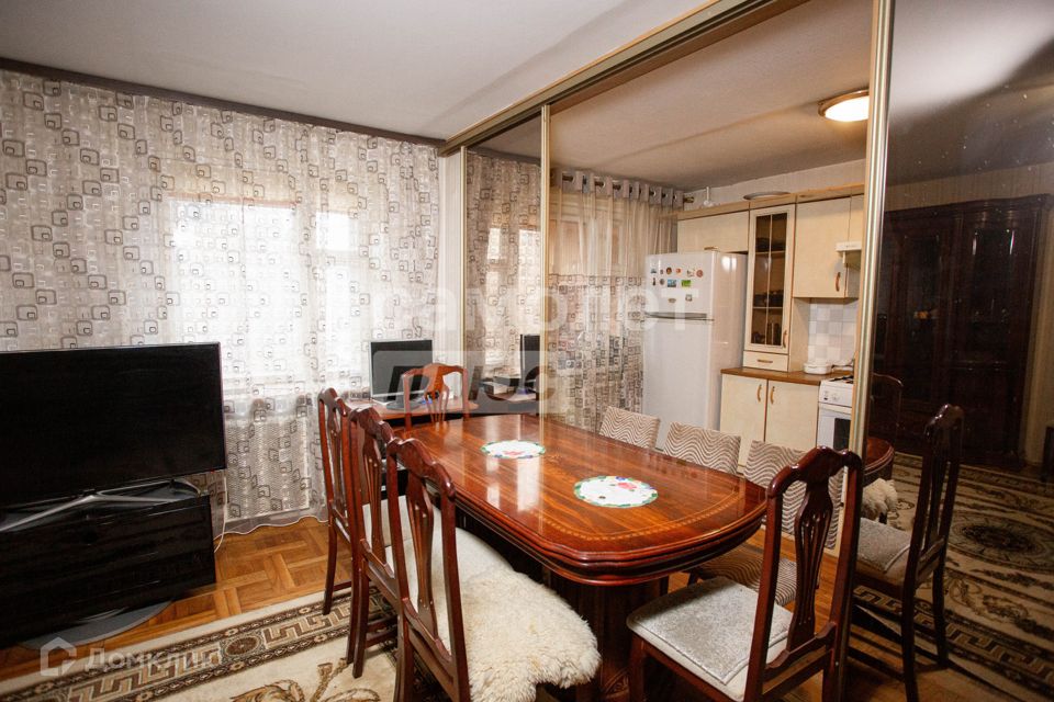 Продаётся 3-комнатная квартира, 90 м²