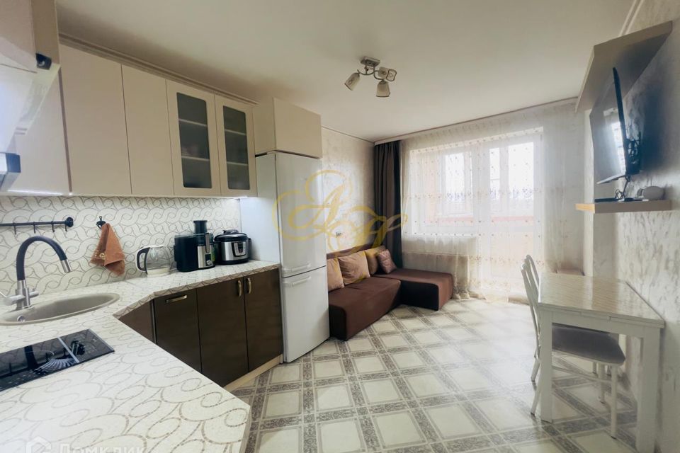 Продаётся 1-комнатная квартира, 35.9 м²