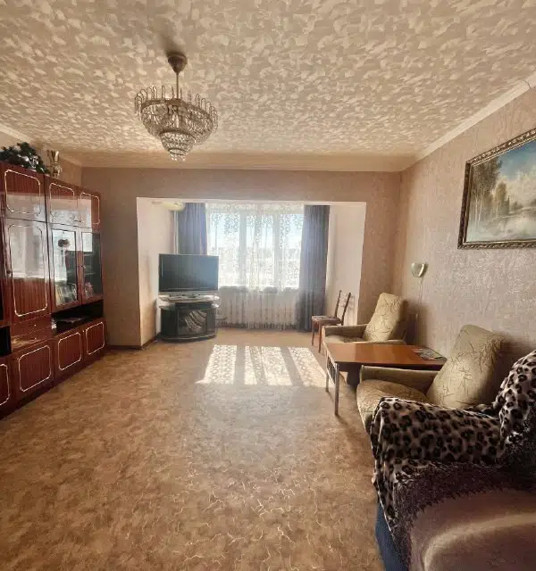 Продаётся 3-комнатная квартира, 70.2 м²