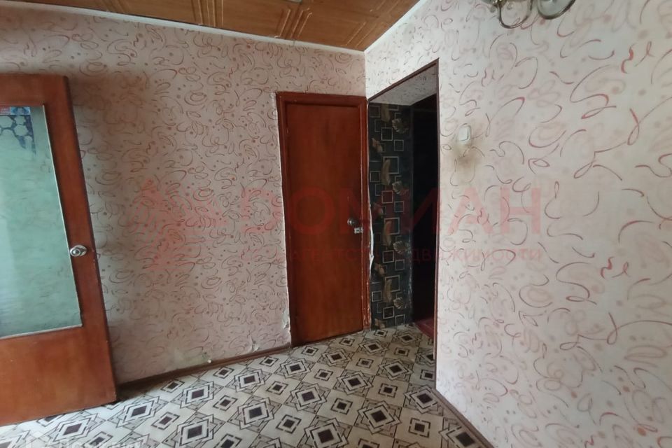 Продаётся 3-комнатная квартира, 61.4 м²