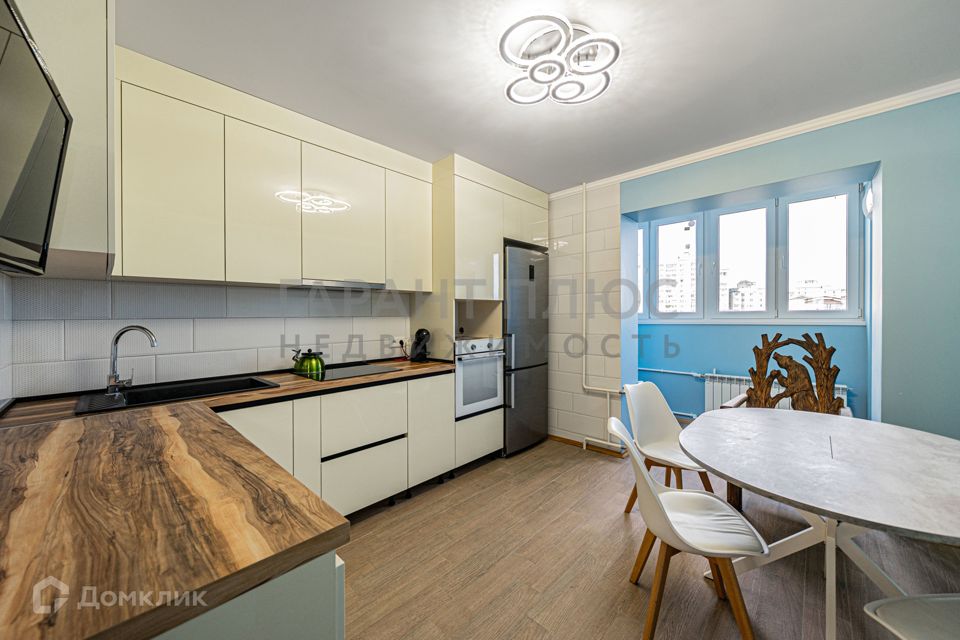 Сдаётся 2-комнатная квартира, 70 м²